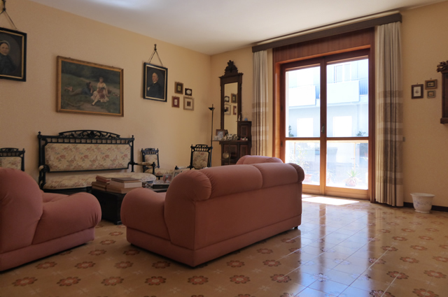 arillo real estate theme